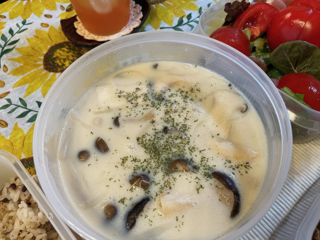 料理教室マンツーマンエビきのこ豆乳スープ