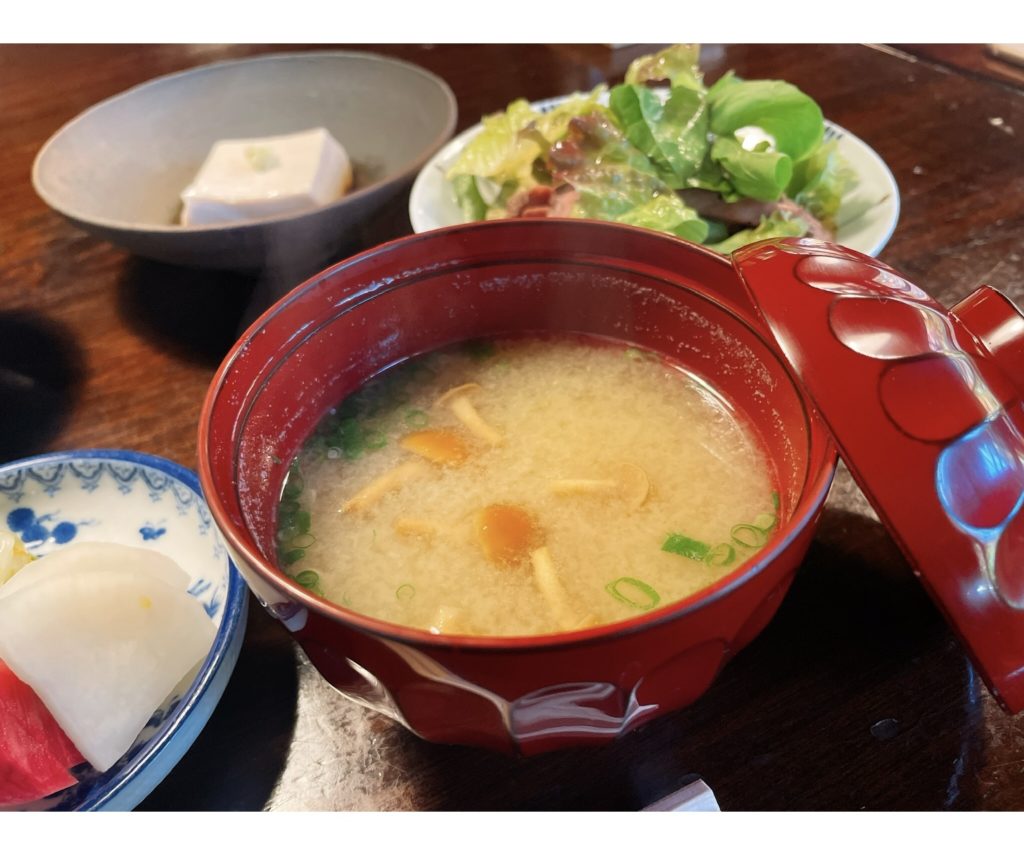 料理教室マンツーマンなめこ味噌汁