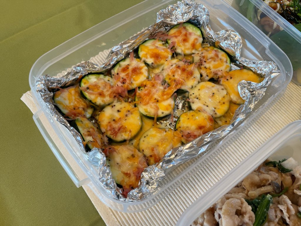 料理教室マンツーマンズッキーニチーズ焼き