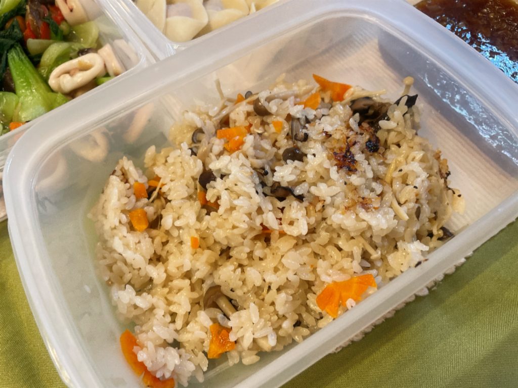 料理教室マンツーマンきのこ炊き込みご飯
