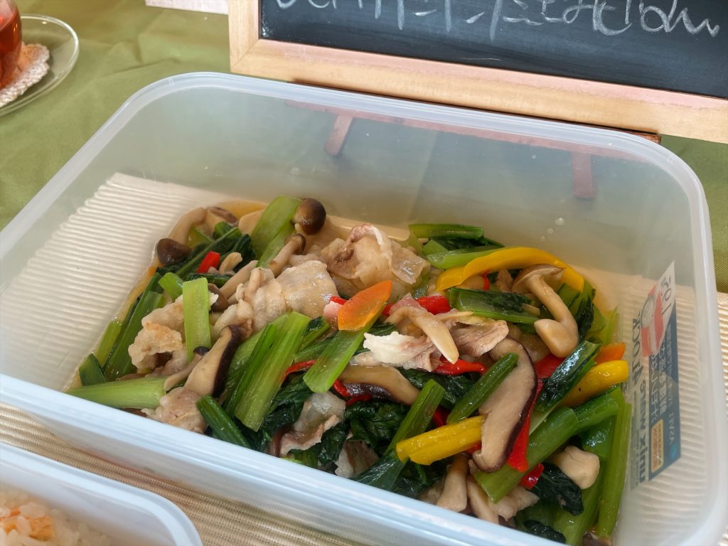料理教室マンツーマン豚小松菜旨煮